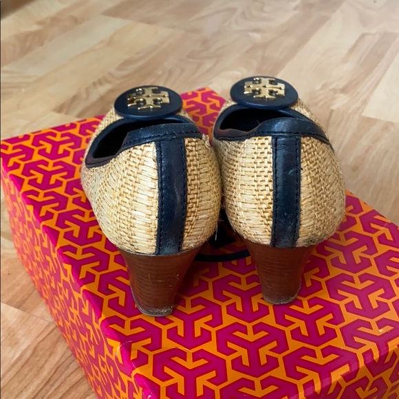 EC Tory Burch Straw Wedges Women’s size 6 - Picture 5 of 7